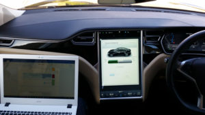 Tesla_Mobile_Office